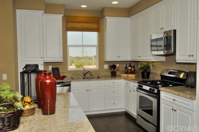 143 Aliso Ridge Loop, photograph 5 of 5