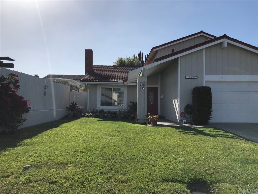 14442 Majorca Ave, photograph 1 of 2