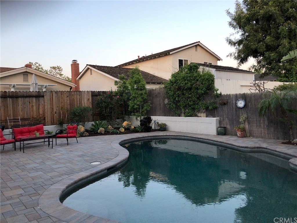 14442 Majorca Ave, photograph 2 of 2