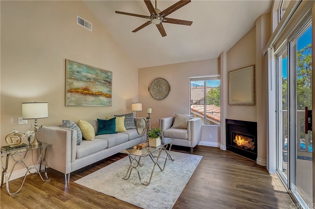 18942 Canyon View Dr, photograph 1 of 5