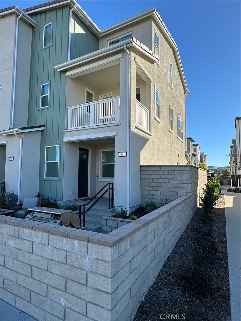 201 Gallop Ct, photograph 1 of 5