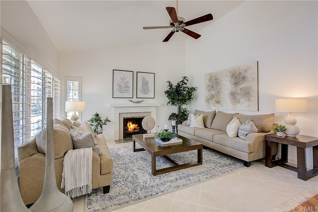 22261 Chestnut Ln, photograph 5 of 5