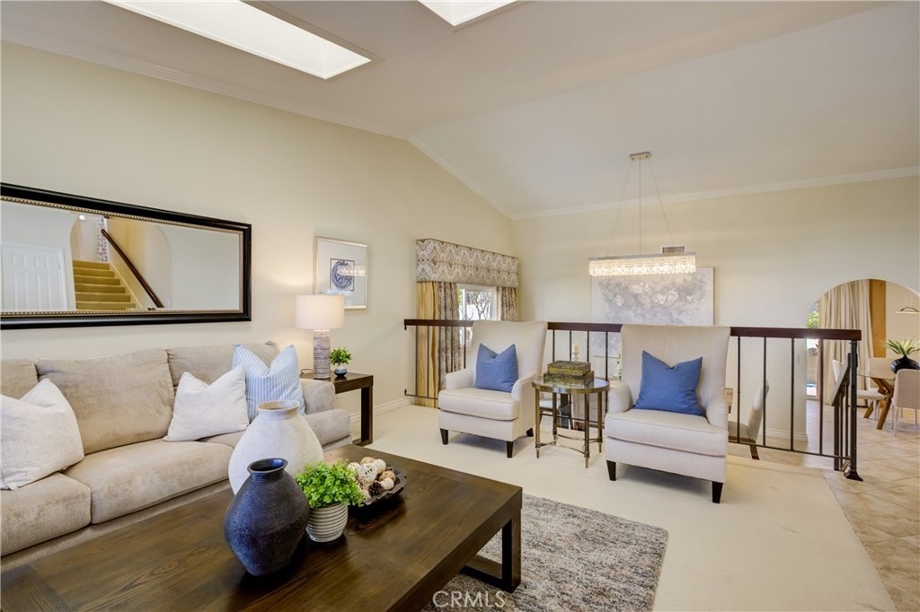 24111 Kathy Ave, photograph 4 of 5