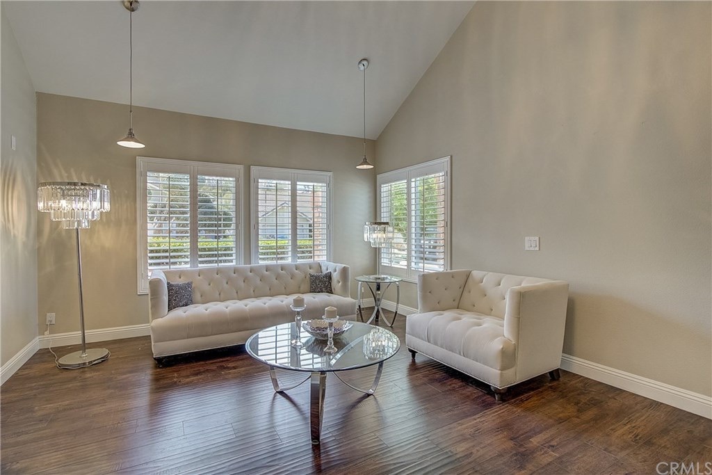 25701 Orchard Rim Ln, photograph 4 of 5