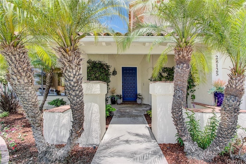 28125 Calle San Remo, photograph 3 of 5