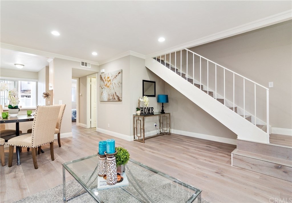 62 Oval Rd, photograph 5 of 5