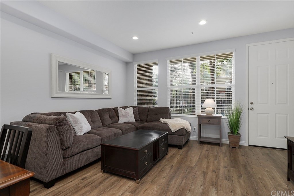 801 Terra Bella, photograph 5 of 5