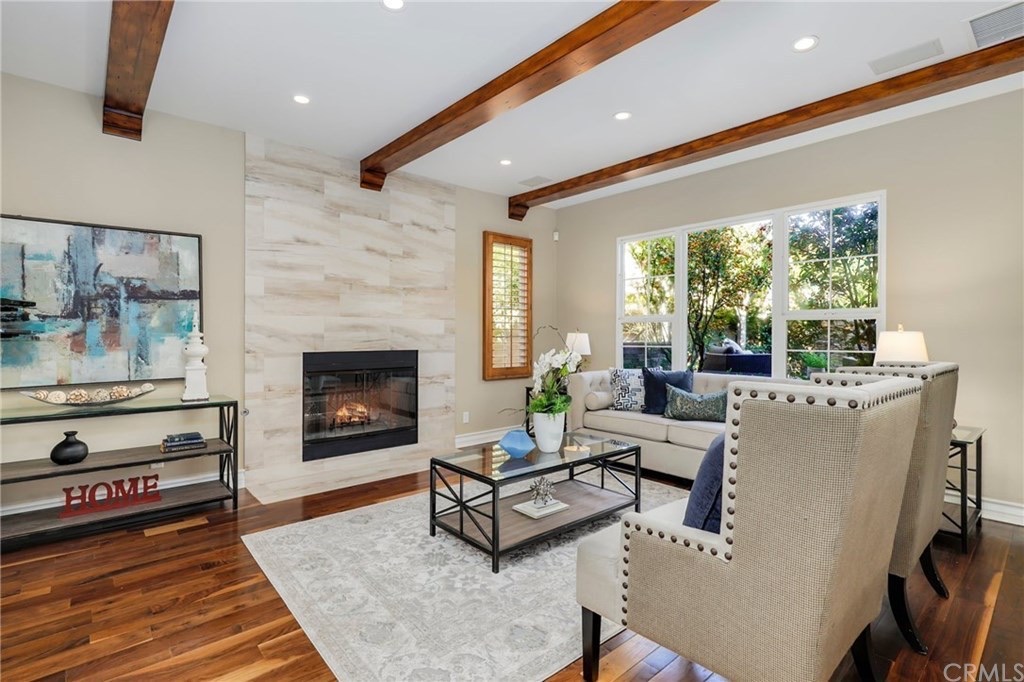 9 Inglenook, photograph 4 of 5