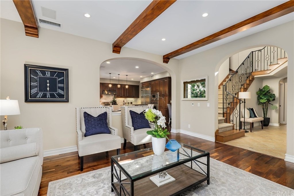 9 Inglenook, photograph 5 of 5