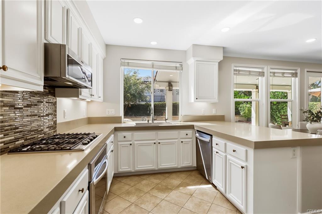 15 Bel Springs, photograph 19 of 69