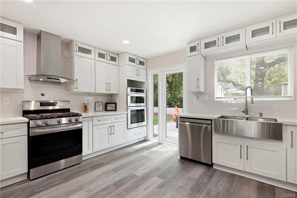 20356 Laguna Canyon Rd, photograph 12 of 56