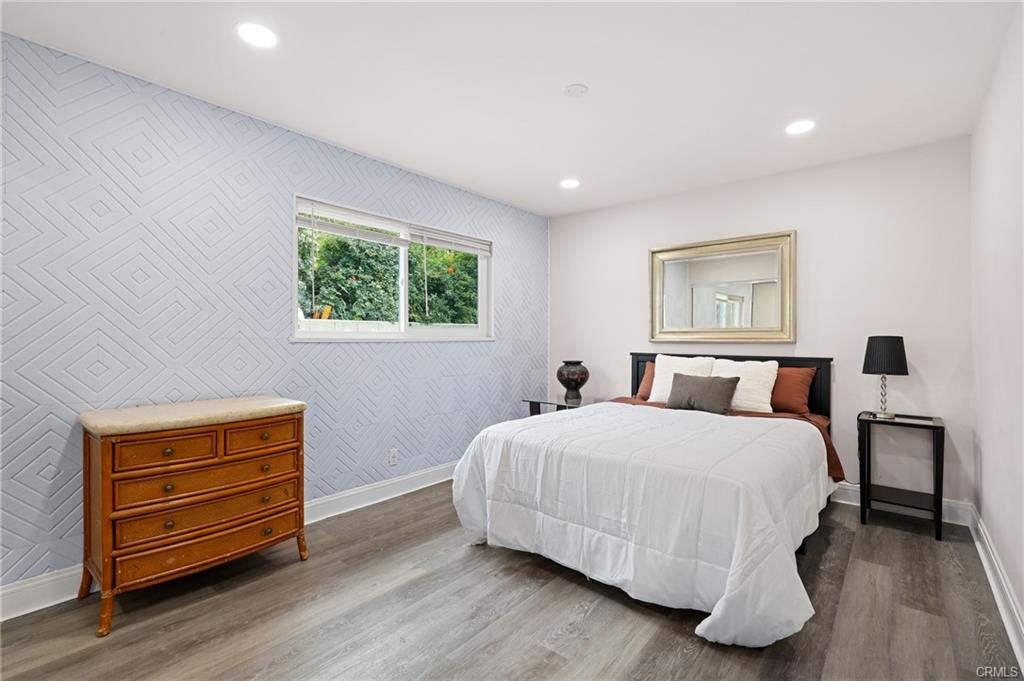20356 Laguna Canyon Rd, photograph 21 of 56