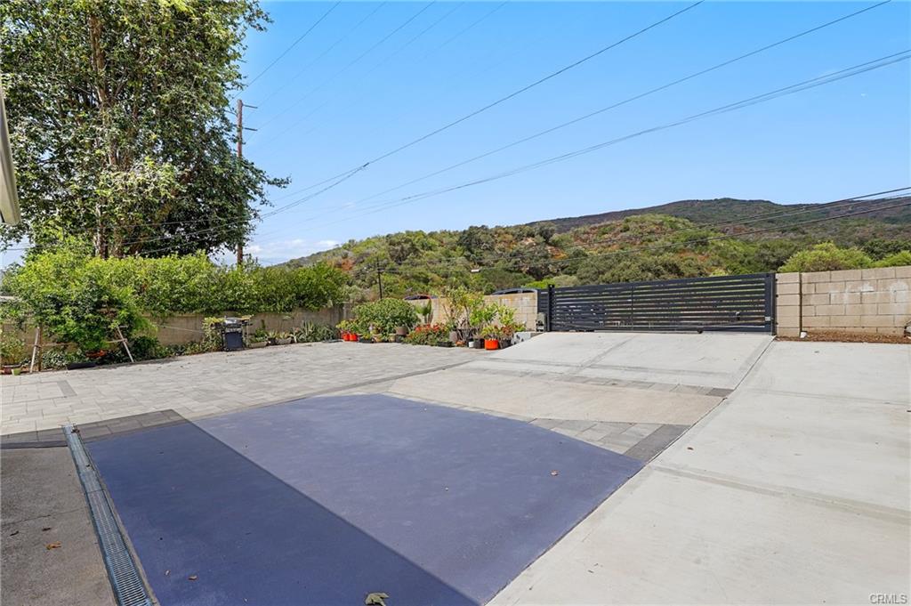 20356 Laguna Canyon Rd, photograph 46 of 56