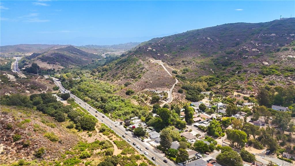20356 Laguna Canyon Rd, photograph 48 of 56
