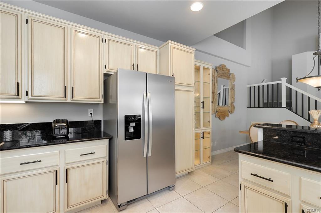 27541 Caesars Pl, photograph 13 of 48