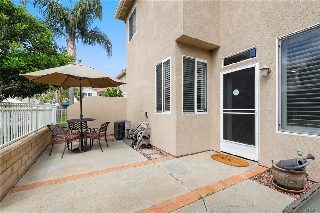 27541 Caesars Pl, photograph 35 of 48
