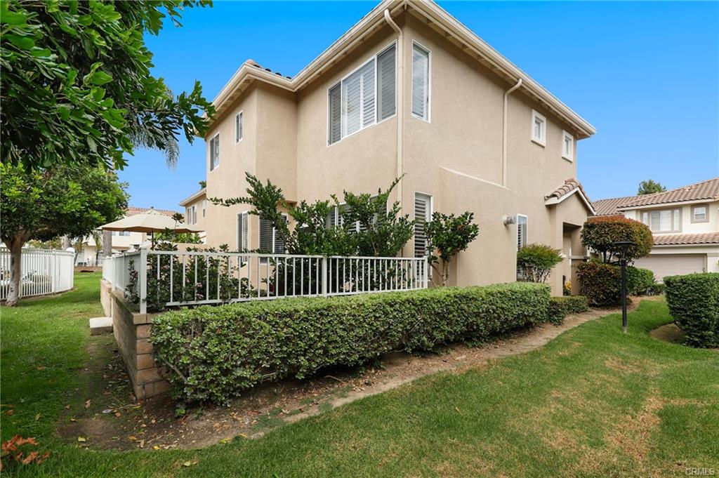 27541 Caesars Pl, photograph 37 of 48