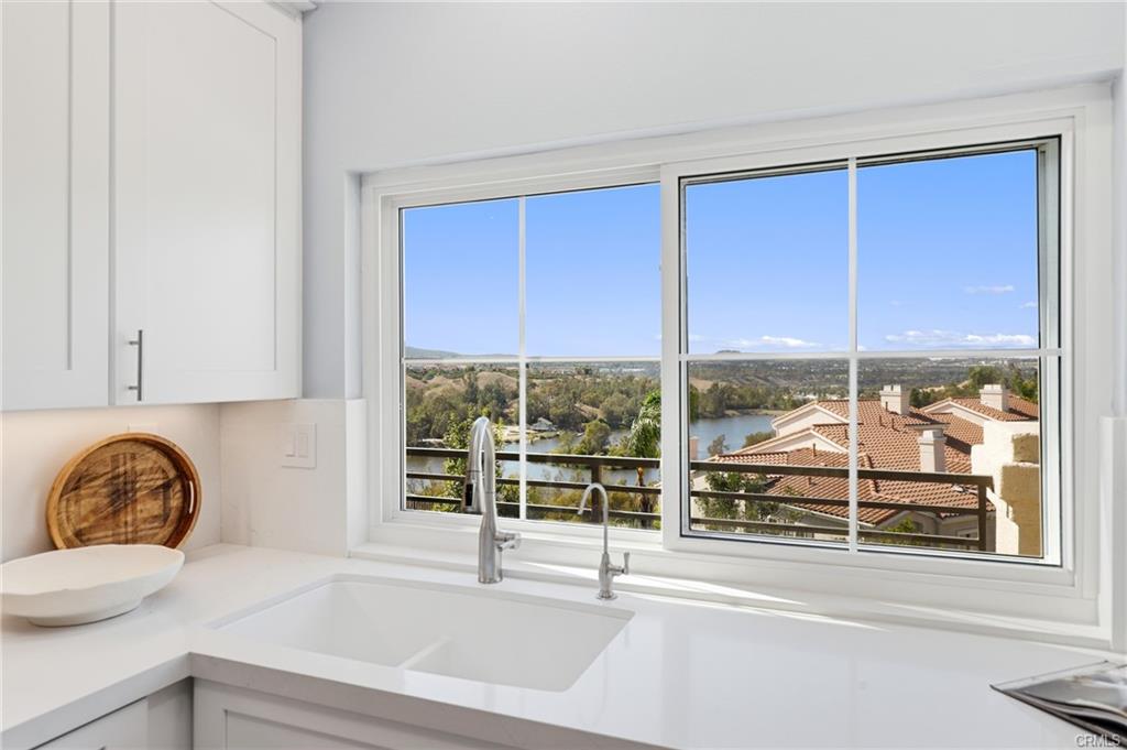 28815 El Adolfo, photograph 14 of 50