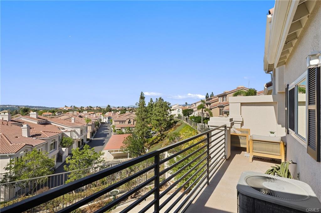 28815 El Adolfo, photograph 38 of 50