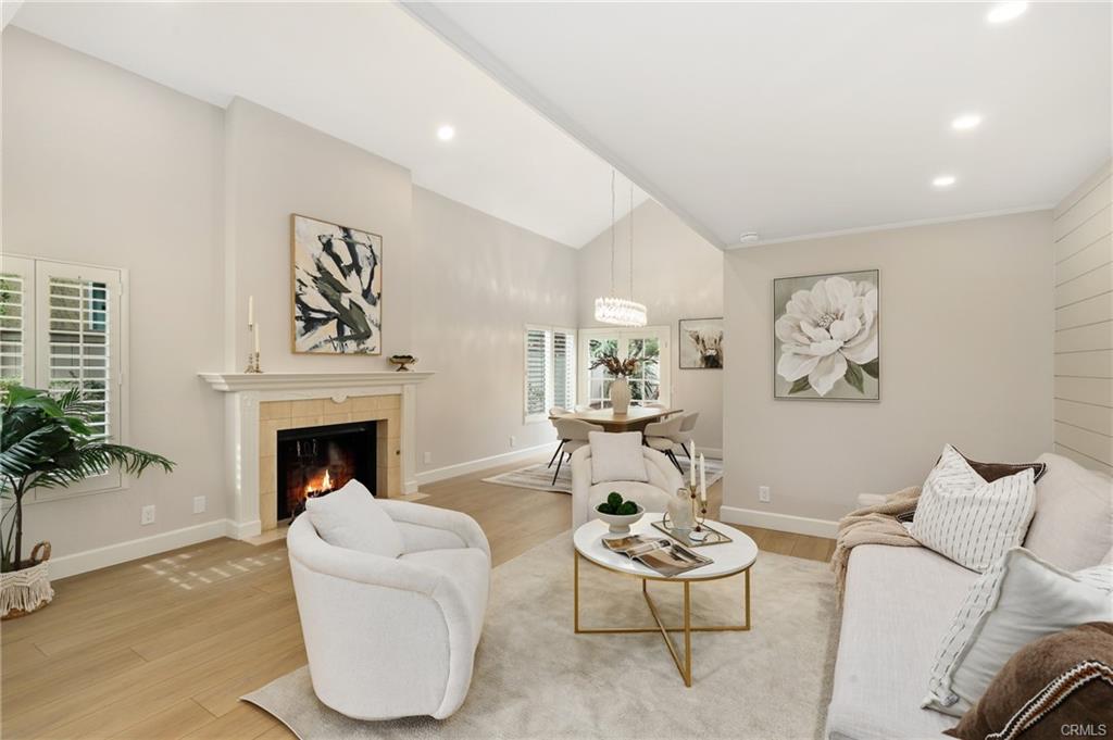 29 Orangegrove #1, photograph 4 of 60