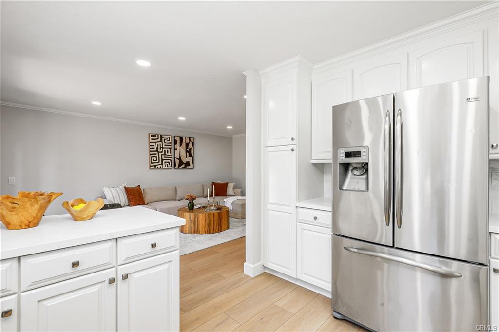 29 Orangegrove #1, photograph 16 of 60