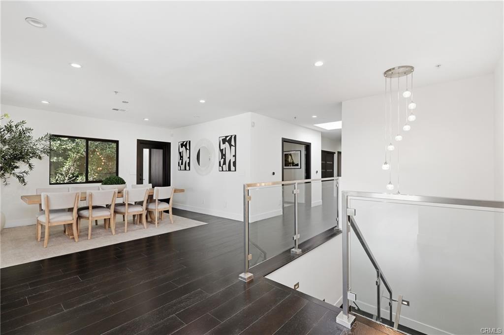 30502 Palos Verdes Drive West, photograph 12 of 63