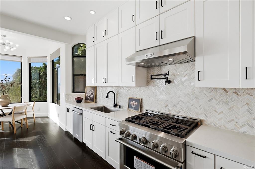 30502 Palos Verdes Drive West, photograph 18 of 63