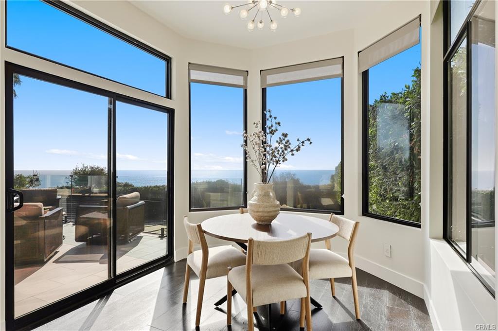 30502 Palos Verdes Drive West, photograph 19 of 63