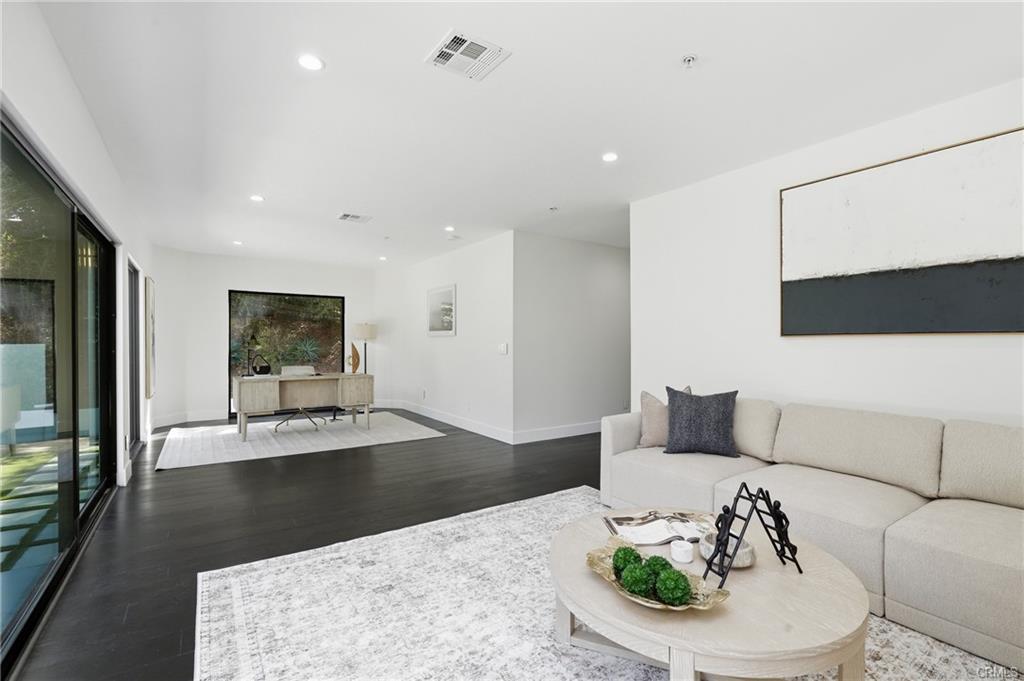 30502 Palos Verdes Drive West, photograph 29 of 63