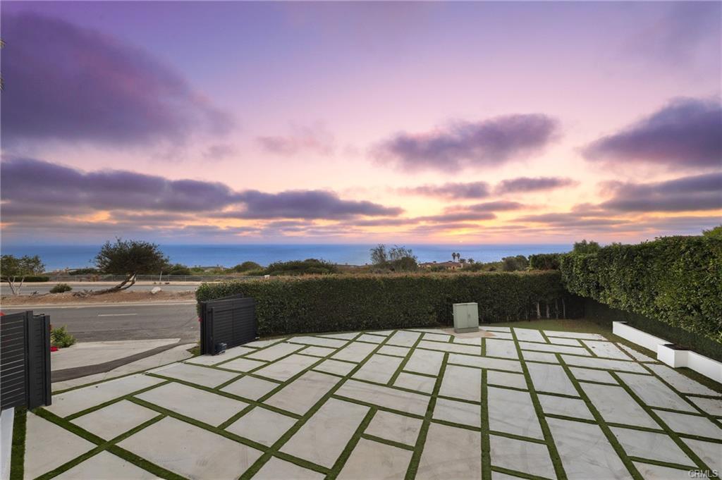 30502 Palos Verdes Drive West, photograph 58 of 63