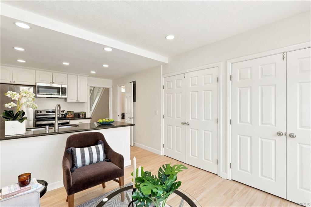 648 W Main #D, photograph 10 of 52